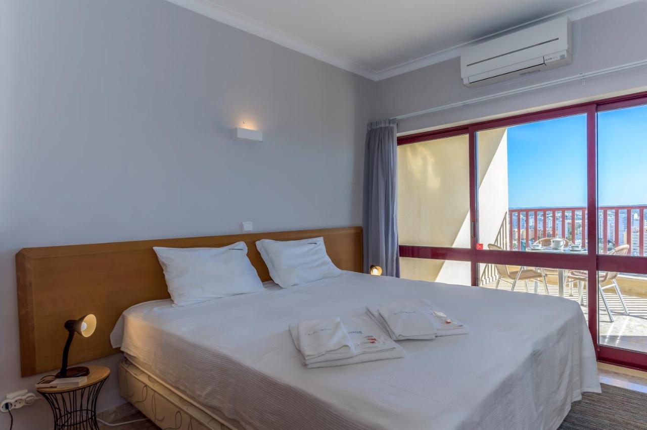 Flh Praia Mar Marine Flat With Pool ポルティマン エクステリア 写真